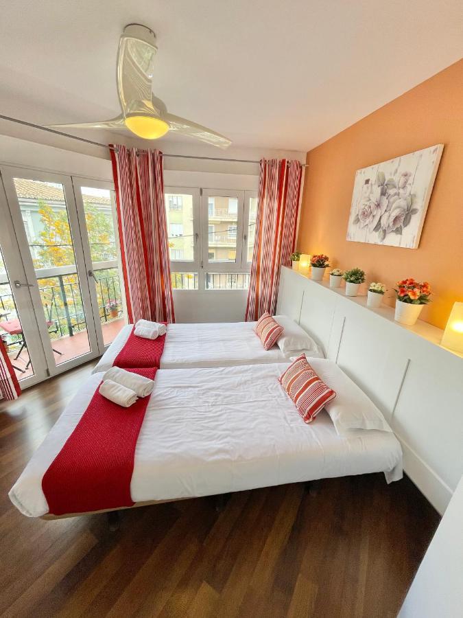 Apartamentos Sevilla Valencia Kültér fotó