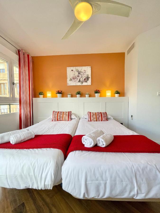 Apartamentos Sevilla Valencia Kültér fotó